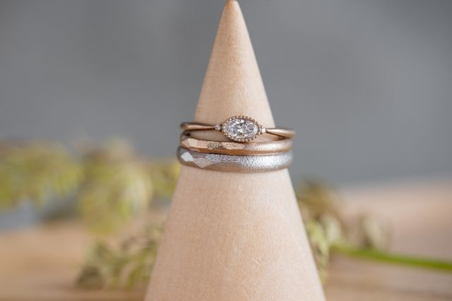 シャンパンゴールドのカラーがとっても素敵でした。