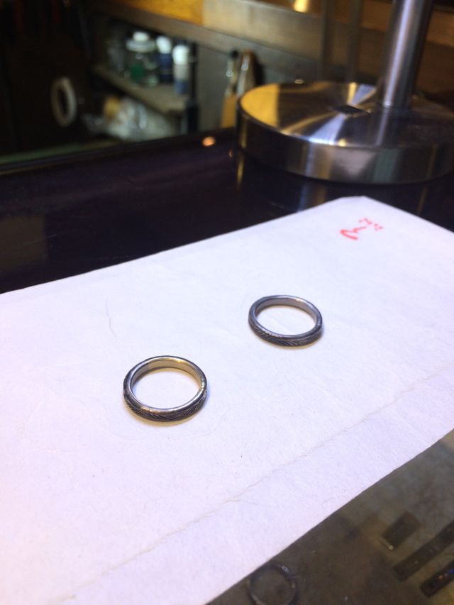 完成前の試着時の指輪。完成時の仕上りが楽しみになります