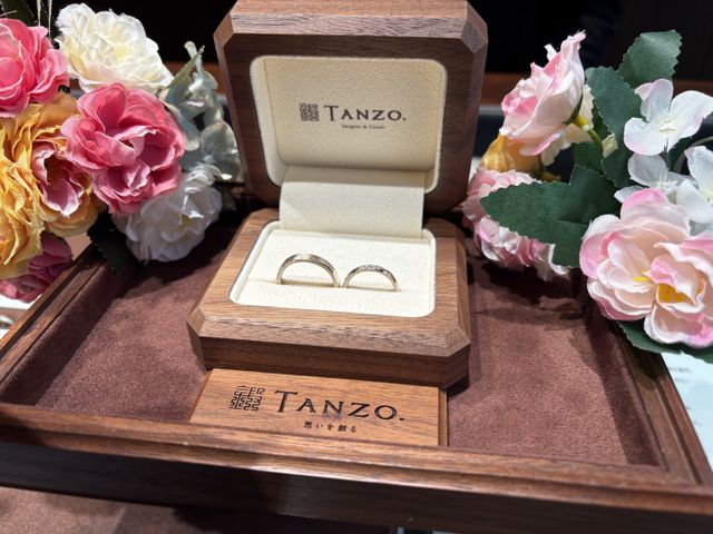 指輪受け取り時の写真です