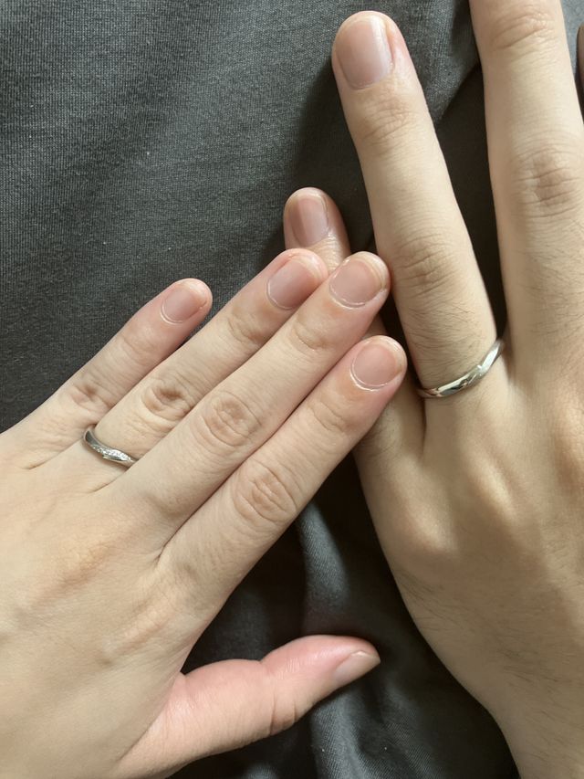 2人で指輪の写真を撮りました。