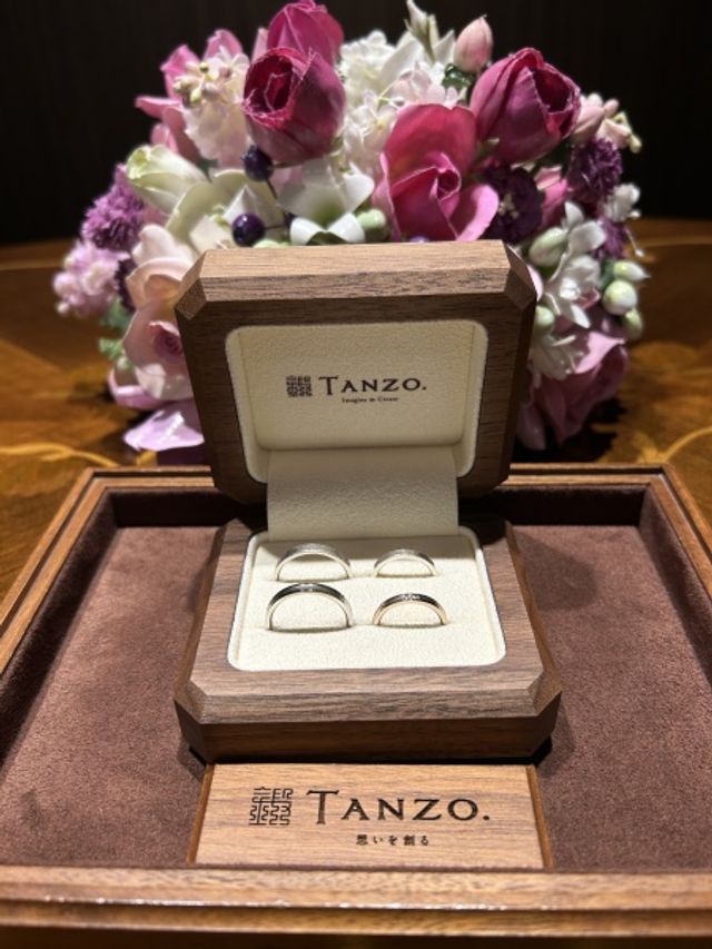 入籍指輪とのセット写真バージョン2です