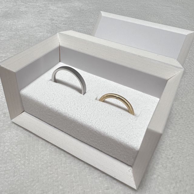 FLAT RING PTとLINE RING YG