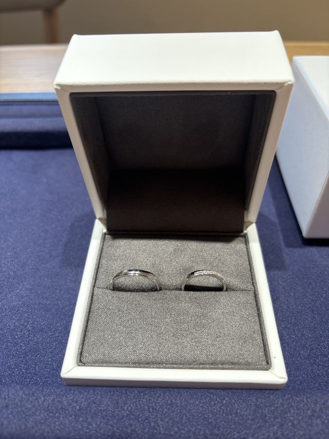 シンプルなデザインで、毎日でも付けやすいものにしました。
