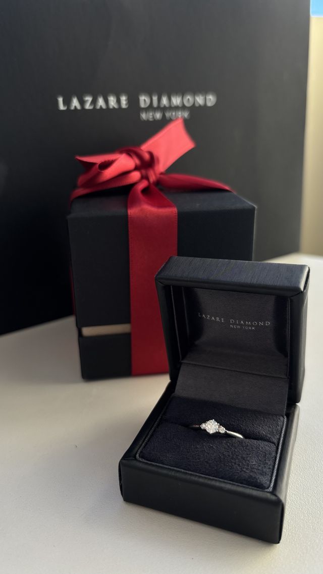 指輪とボックスです。