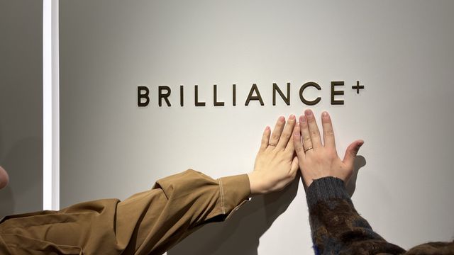 購入して嬉しくて2人でぱしゃり！