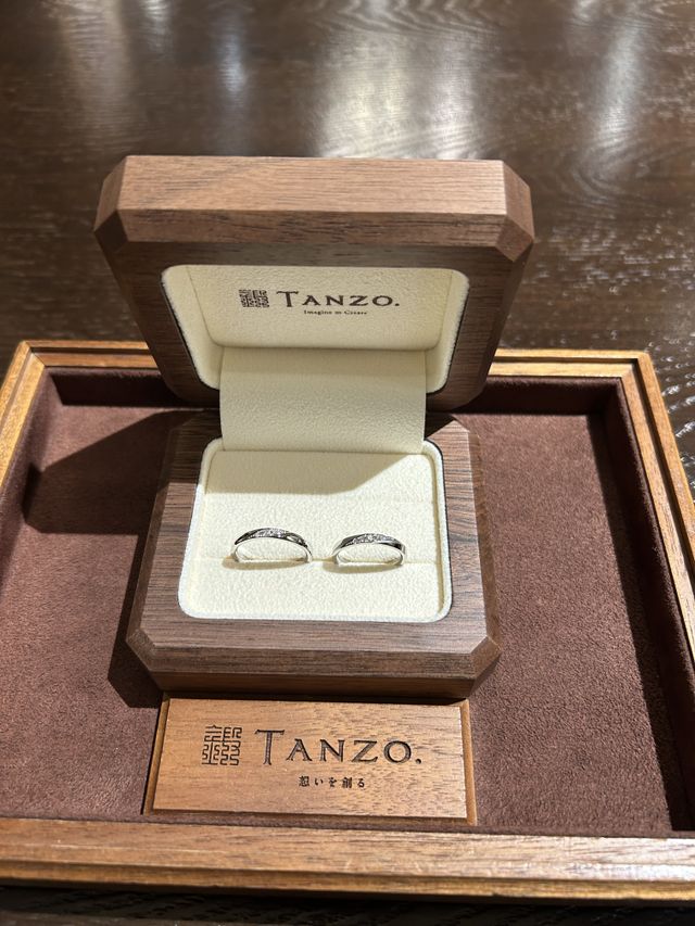 木箱もこだわりのもの。