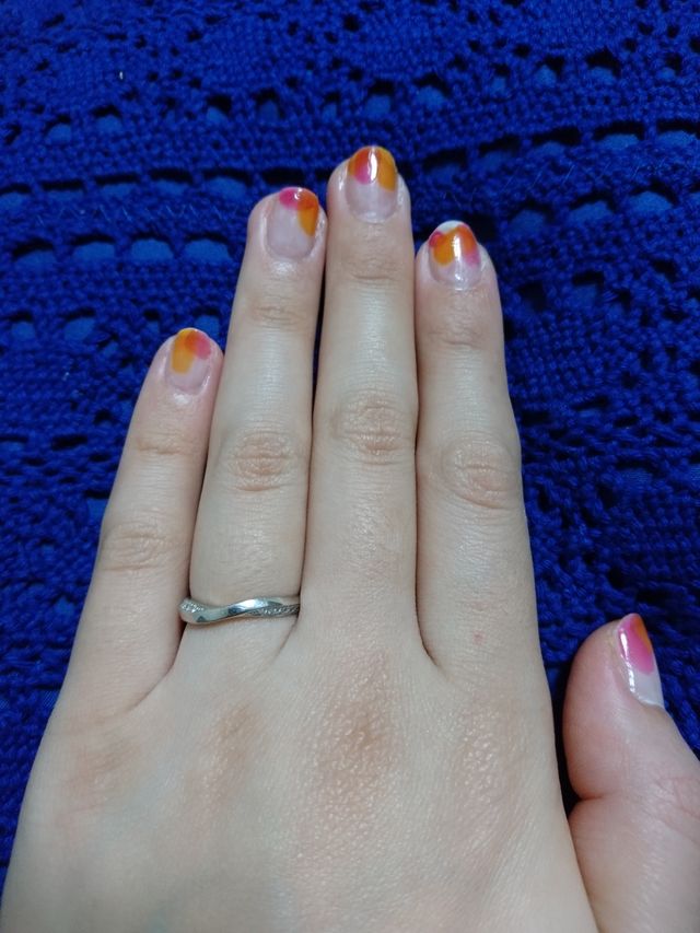 俄で購入した結婚指輪です