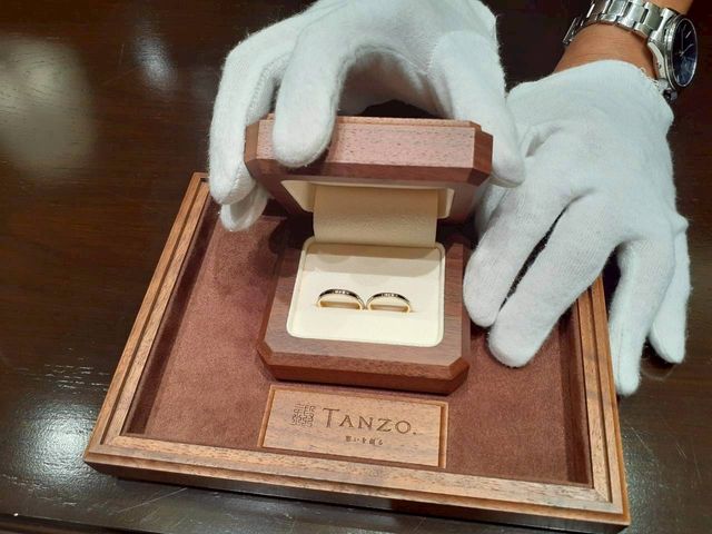 出来上がった結婚指輪の初お披露目！