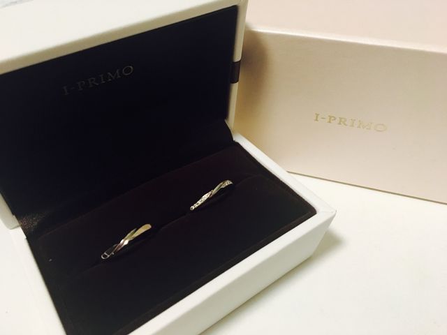 左が主人、右がわたしのリングです。