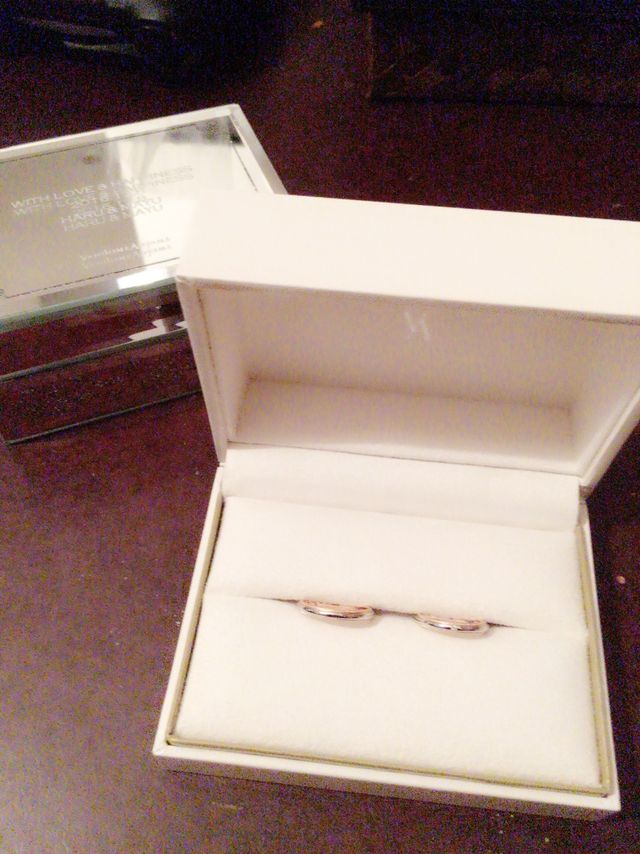 ノベリティで名前入りのガラスケース貰いました