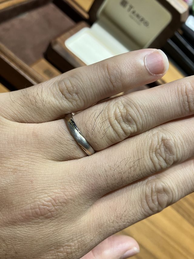 受取後すぐの着用写真です