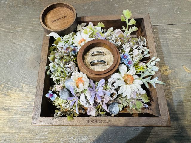 撮影用にケースを貸してくださいます。指輪ケース購入可能です。