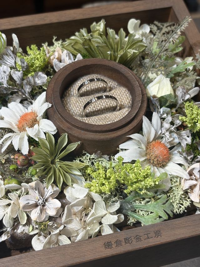 完成した指輪をボックスに入れて撮った写真です。