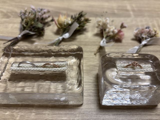 指輪とリングピロー