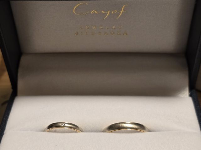 2人の想いが詰まった結婚指輪です