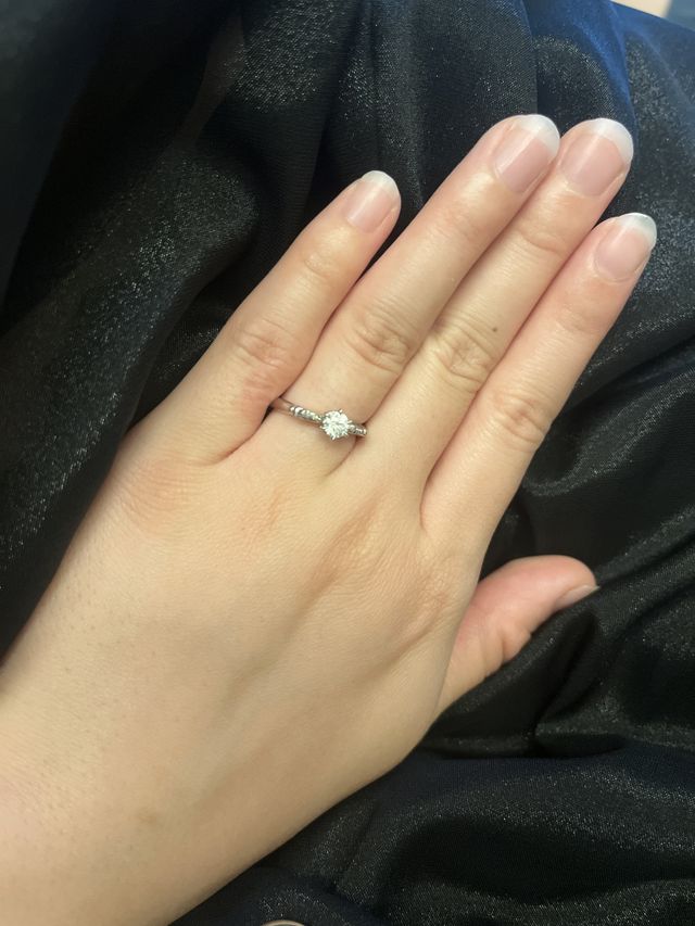 ミッキーミニーの婚約指輪をもらいました！めちゃ可愛いです