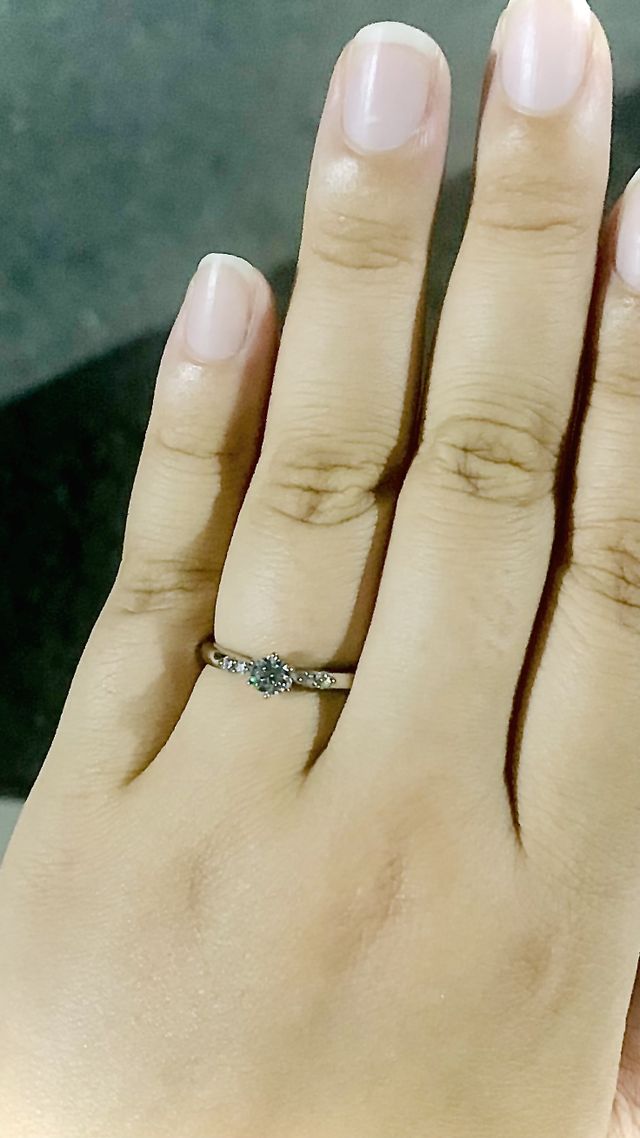 夜間に撮ったものですがキラキラして可愛いです