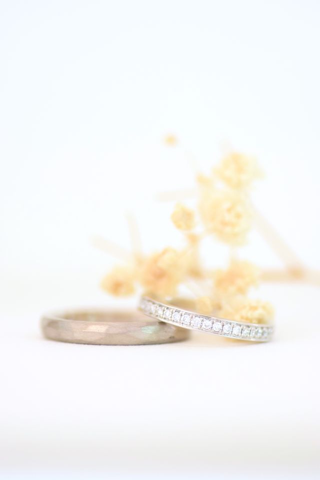 ブラックゴールドとプラチナのハーフエタニティ