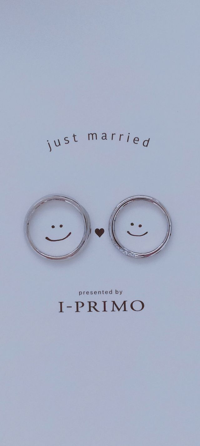 かわいいアイプリモ台紙と一緒に結婚指輪を撮りました！
