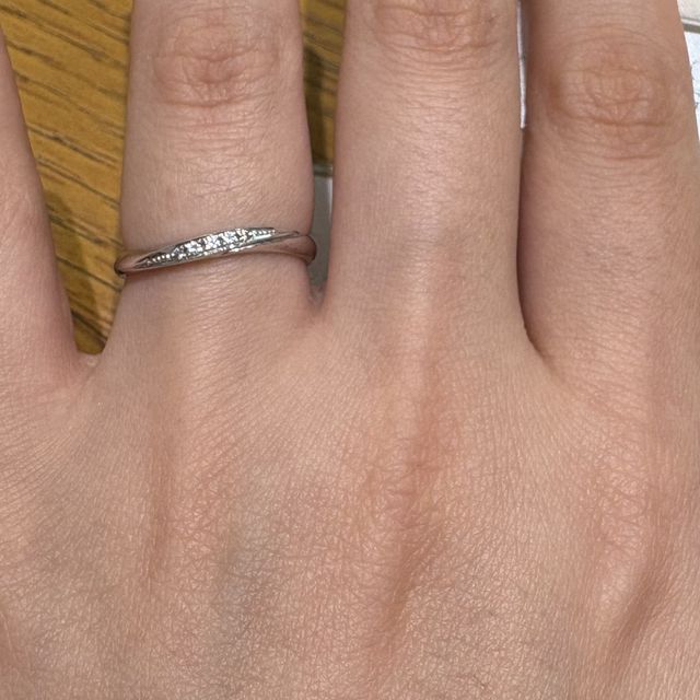 実物はもっとキラキラしています。