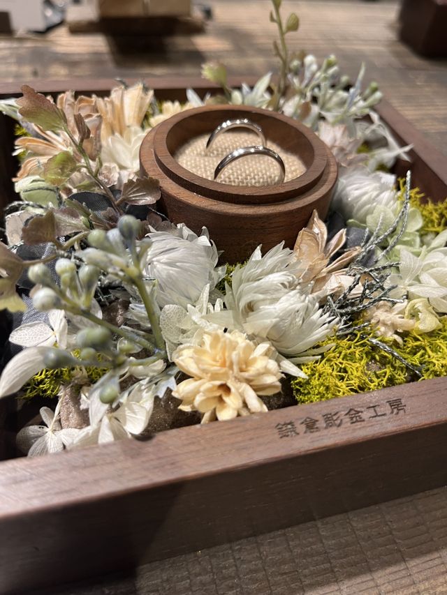 プラチナ・クリア仕上げ