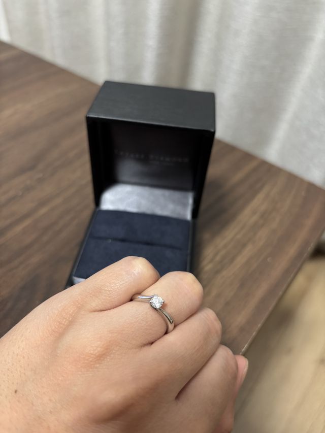 0.22ctの婚約指輪です