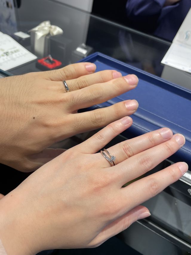 ワクワクしながら指輪を受け取りに行きました！大切な思い出です
