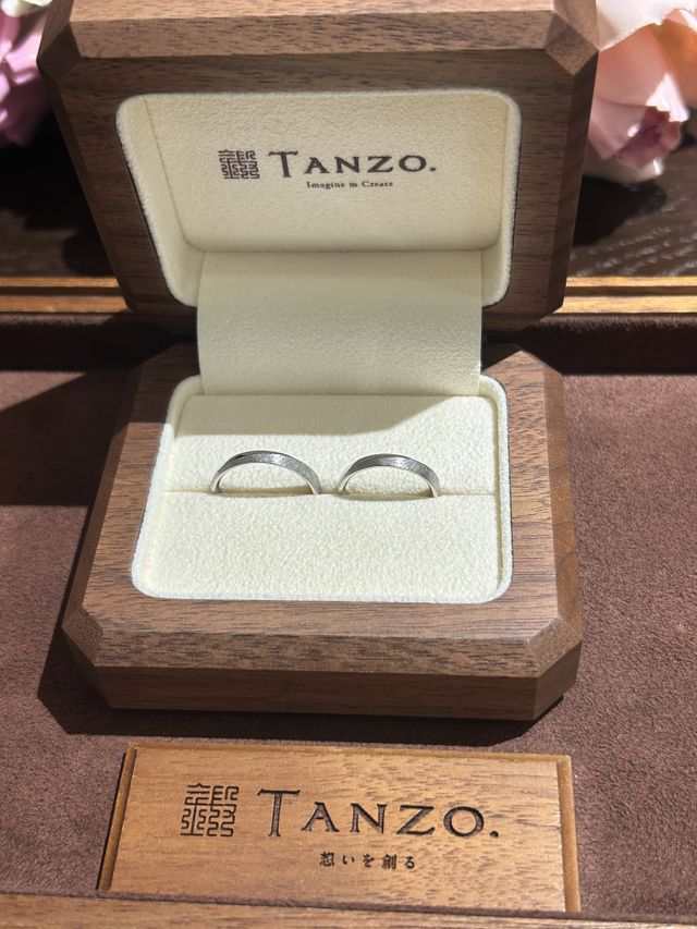 指輪納品時の写真です。