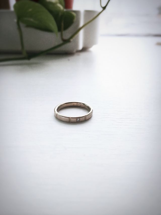 結婚記念日とイニシャルを刻印