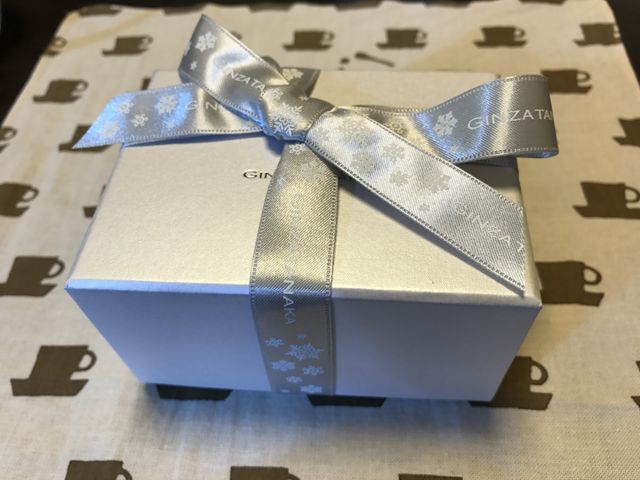 冬に購入したので雪の結晶のリボン