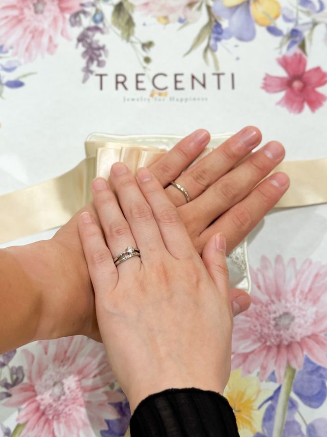 トレセンテの婚約指輪と結婚指輪の重ね付け
