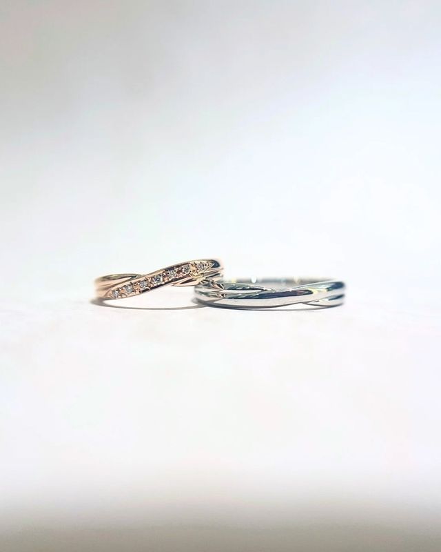ピンクゴールドとシルバーの指輪