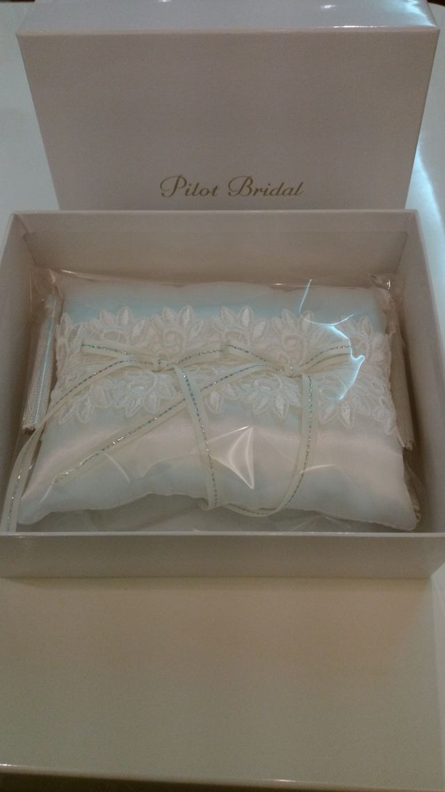 頂いたピローです。