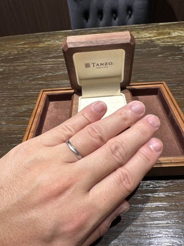 アクセントにマット加工を入れました