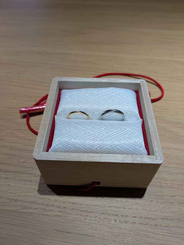 シンプルだが、細かいデザインが綺麗