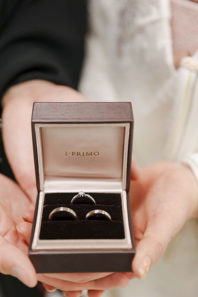 真ん中だけ、色が違うおしゃれなデザインが好きで選びました。