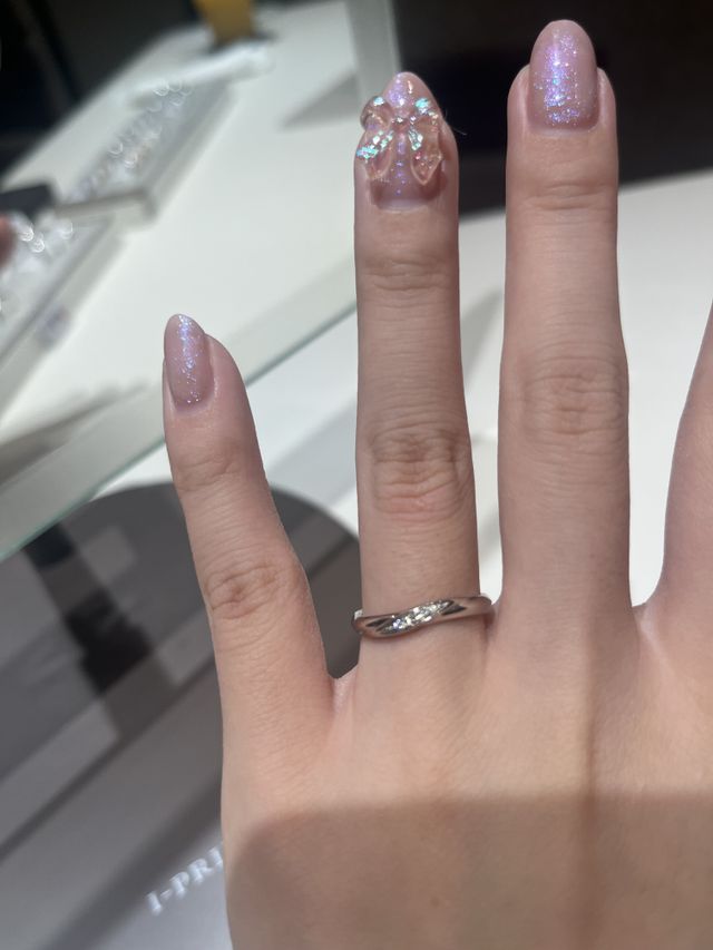 指輪を着用したイメージ