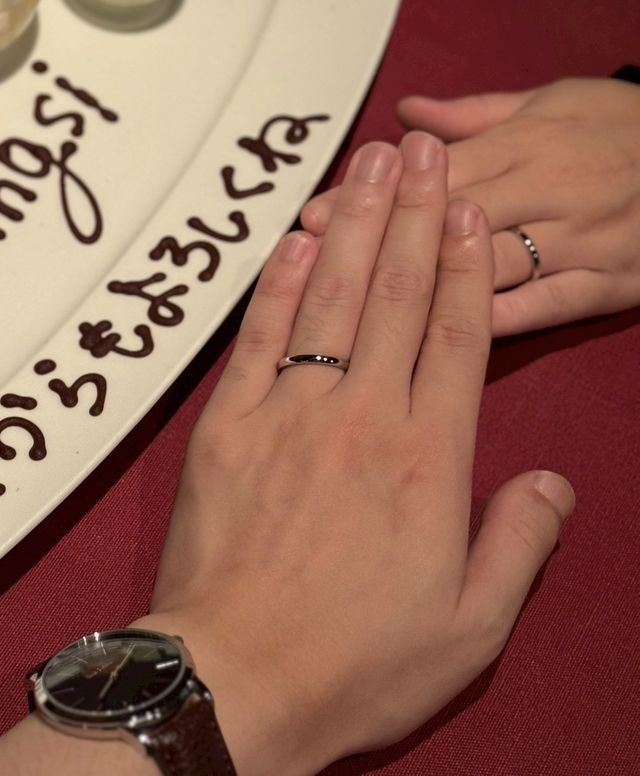 指輪のつけ心地がとてもよかったため即決でした。