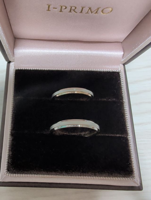 I-PRIMOのBOXに入った指輪