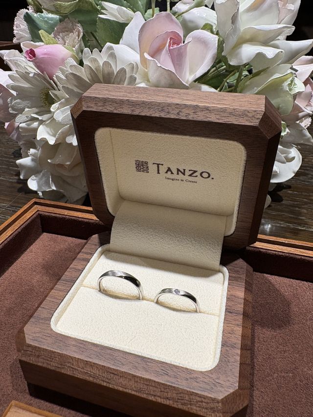 二人の結婚指輪を初めてみた瞬間です