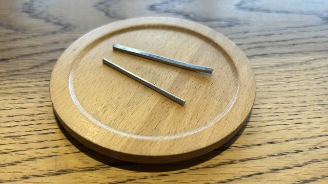 プラチナの棒。ここから形を作ります