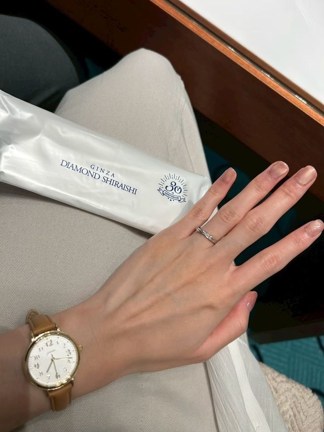 サイドのデザインが個性があって迷わずこれが一番よかったです。