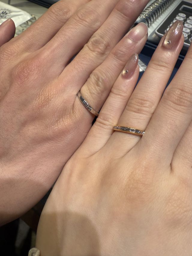 バケットカットハーフエタニティ