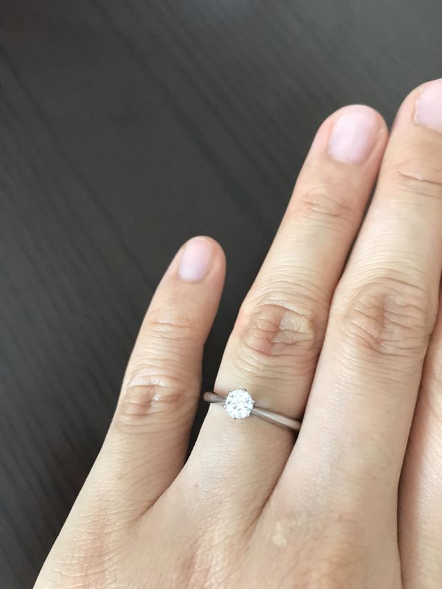 一粒ダイヤの婚約指輪