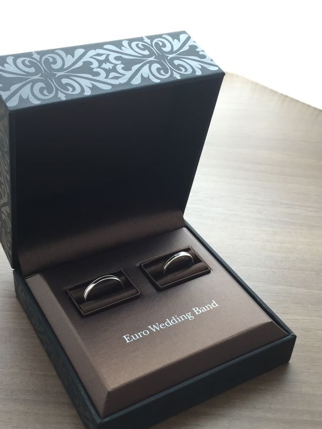 夫は16号、私は10号の指です