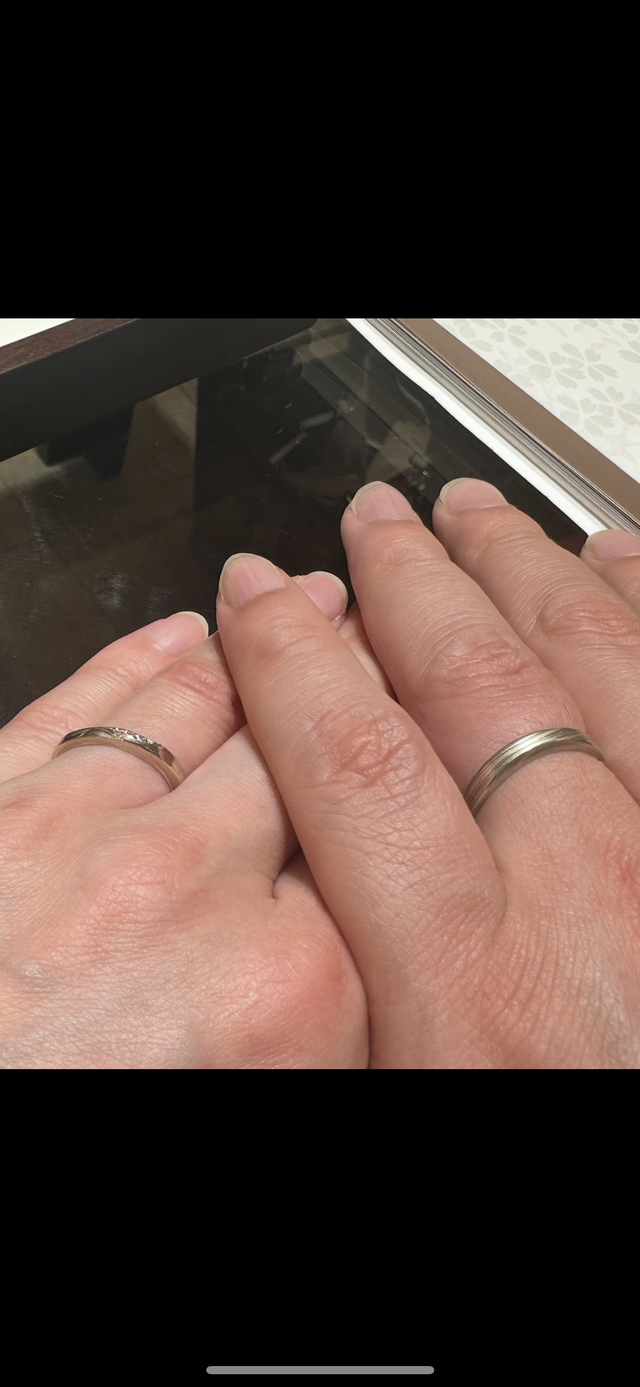 結婚指輪を探しに行き試着した写真