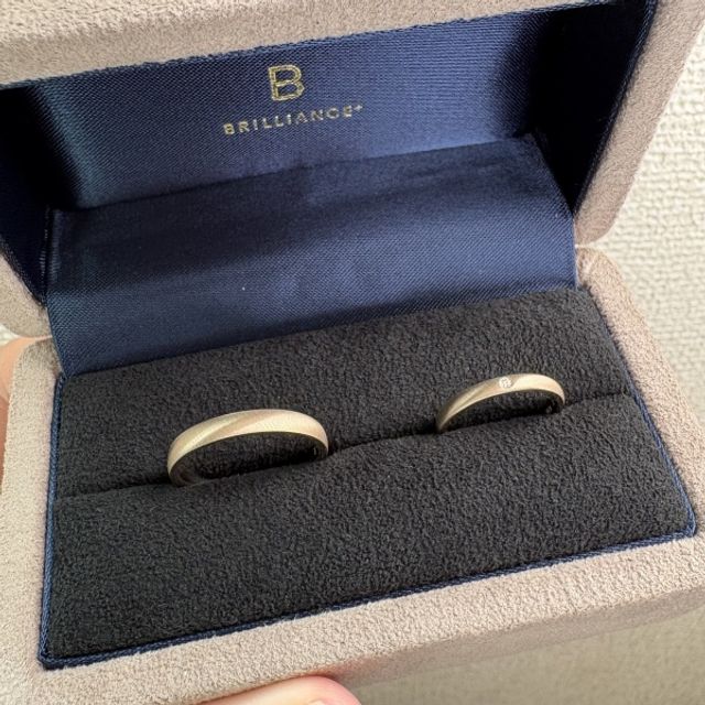 シャンパンゴールドなので、上品さがあります。