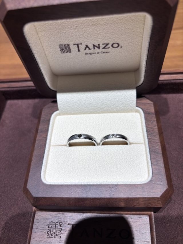 一生に一度、被りにくいデザインにしました。