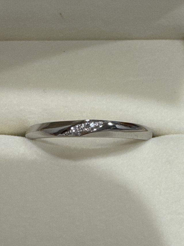 5粒ダイヤのところ、3粒に変更