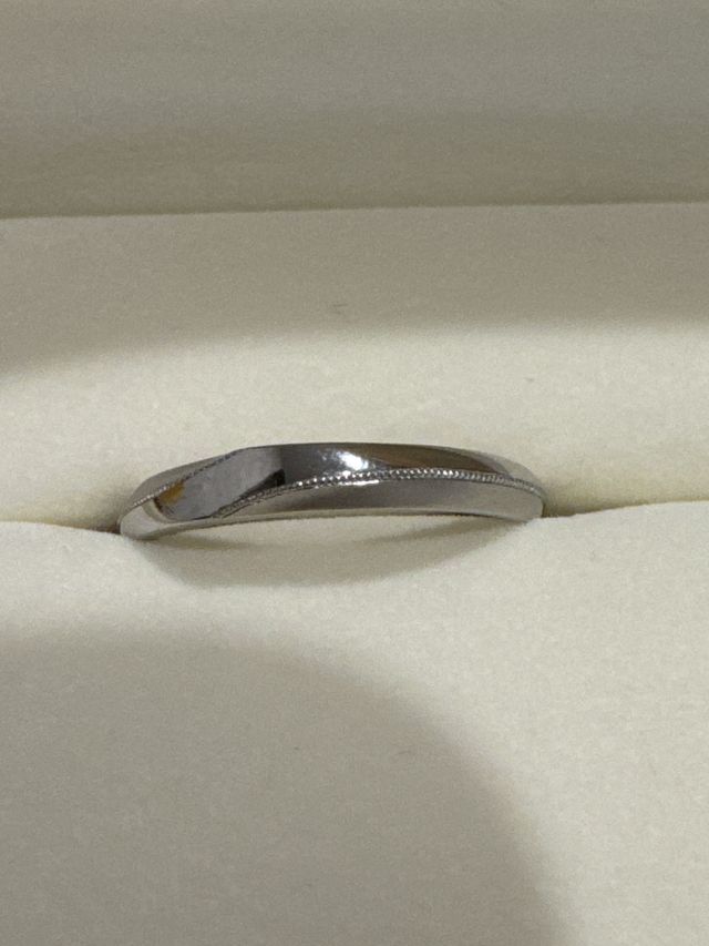 男性用
ミル打ちとつや消しの加工